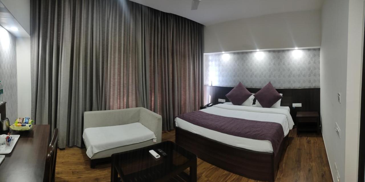 Hotel The Great Ganga Rishīkesh Dış mekan fotoğraf